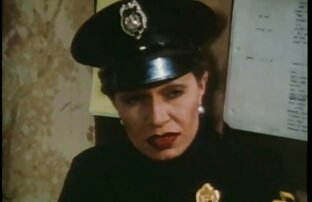 サラ-ヴァンデラは、事前に逮捕された肛門を示 女 用 の エロ 動画